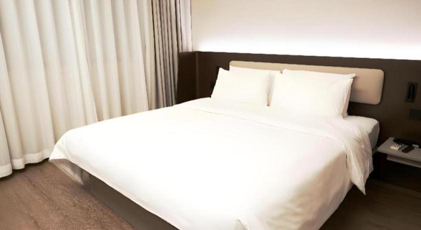 Hanting Hotel Beijing Wangfujing Exterior foto